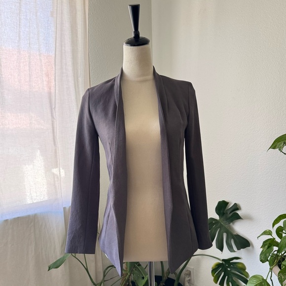 Aritizia Babaton Gray Keith Blazer, Babaton Open Front Gray Blazer Jacket - Picture 2 of 8